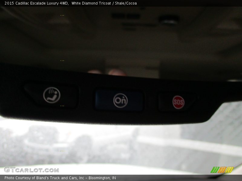 White Diamond Tricoat / Shale/Cocoa 2015 Cadillac Escalade Luxury 4WD
