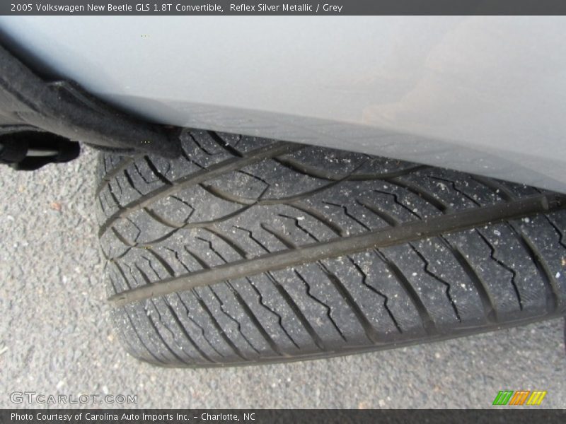Reflex Silver Metallic / Grey 2005 Volkswagen New Beetle GLS 1.8T Convertible