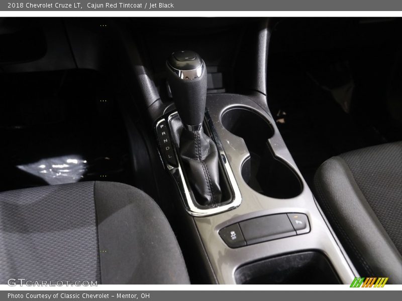 Cajun Red Tintcoat / Jet Black 2018 Chevrolet Cruze LT
