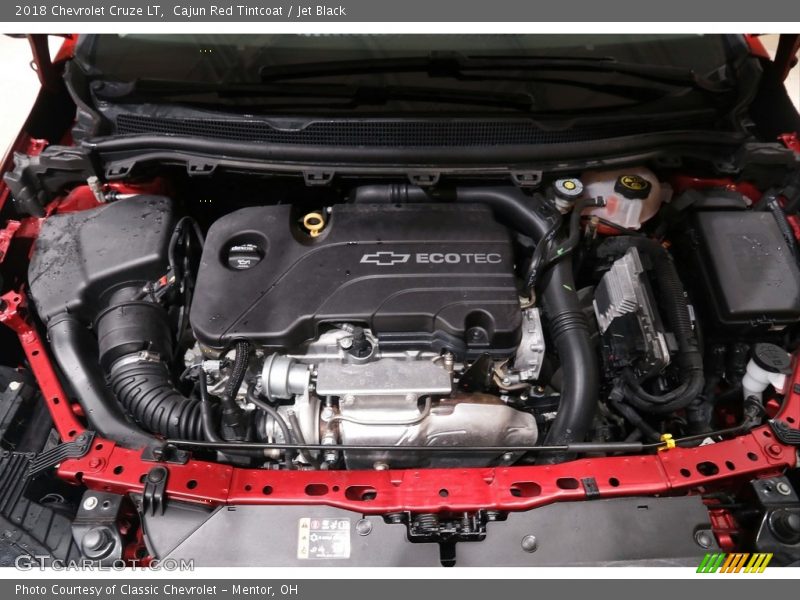 Cajun Red Tintcoat / Jet Black 2018 Chevrolet Cruze LT