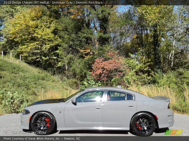 Destroyer Gray / Demonic Red/Black 2019 Dodge Charger SRT Hellcat