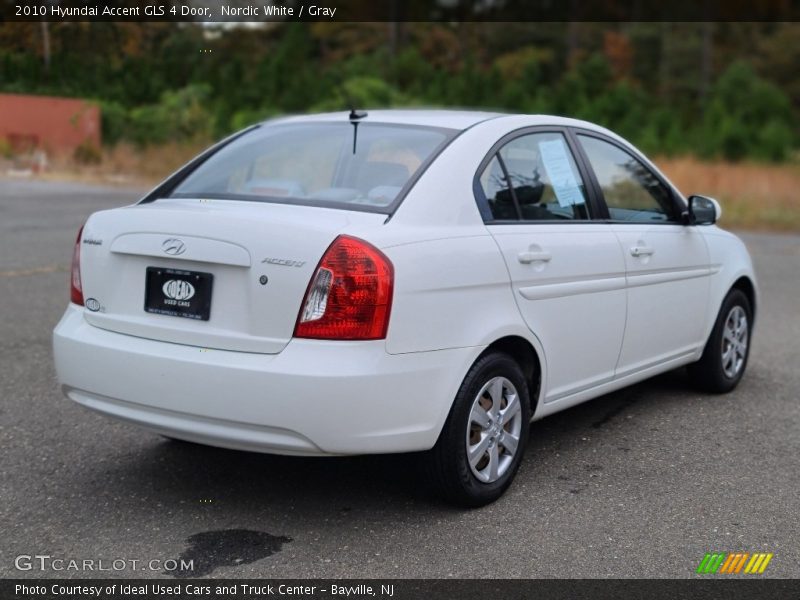 Nordic White / Gray 2010 Hyundai Accent GLS 4 Door