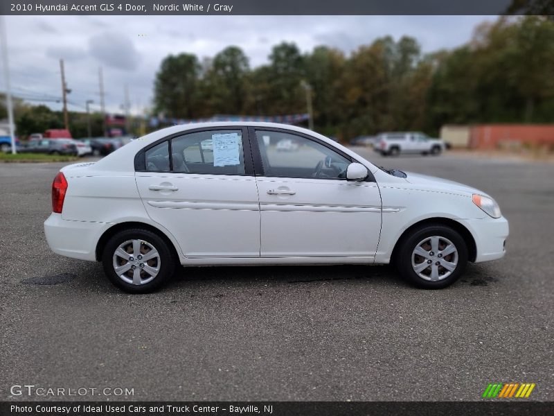 Nordic White / Gray 2010 Hyundai Accent GLS 4 Door