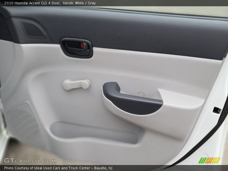 Nordic White / Gray 2010 Hyundai Accent GLS 4 Door