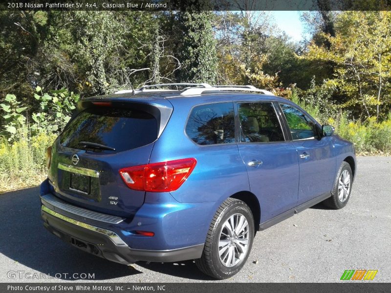 Caspian Blue / Almond 2018 Nissan Pathfinder SV 4x4