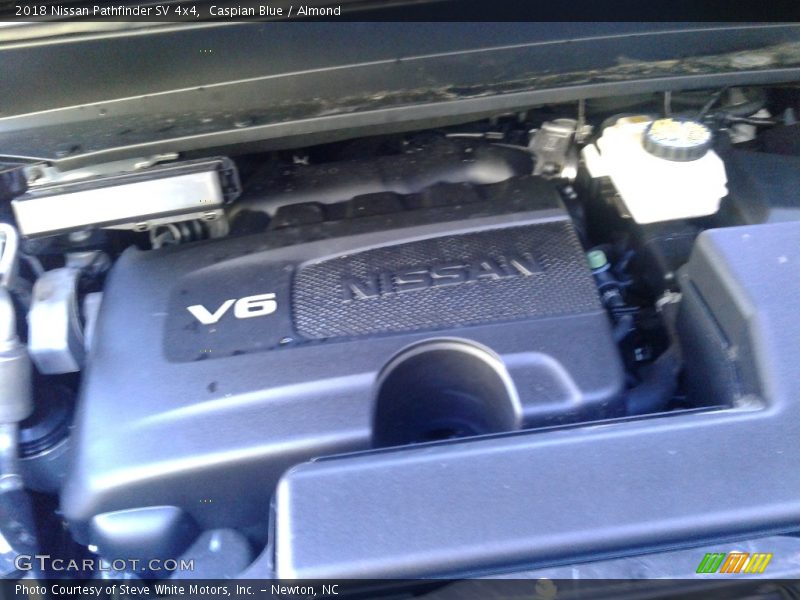 Caspian Blue / Almond 2018 Nissan Pathfinder SV 4x4