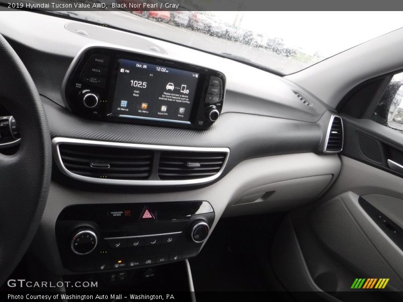 Black Noir Pearl / Gray 2019 Hyundai Tucson Value AWD