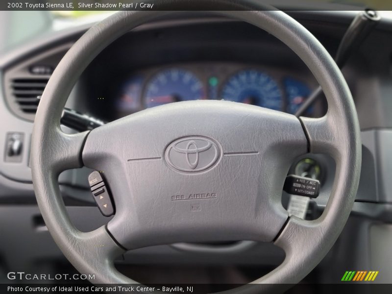 Silver Shadow Pearl / Gray 2002 Toyota Sienna LE