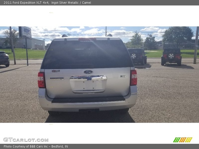 Ingot Silver Metallic / Camel 2011 Ford Expedition XLT 4x4