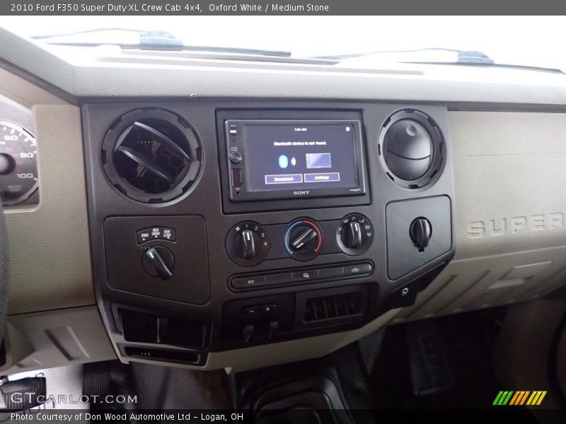 Oxford White / Medium Stone 2010 Ford F350 Super Duty XL Crew Cab 4x4