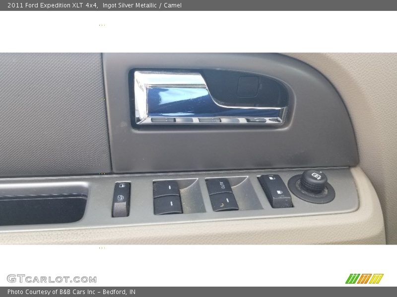 Ingot Silver Metallic / Camel 2011 Ford Expedition XLT 4x4