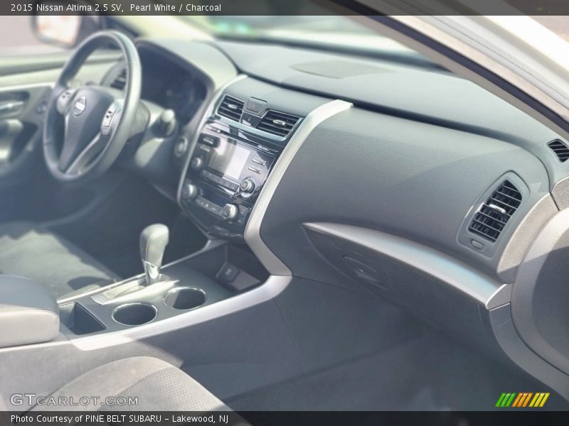 Pearl White / Charcoal 2015 Nissan Altima 2.5 SV