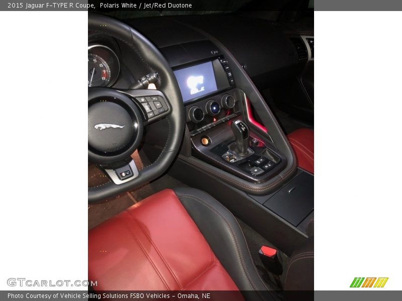 Polaris White / Jet/Red Duotone 2015 Jaguar F-TYPE R Coupe