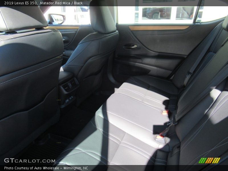 Matador Red Mica / Black 2019 Lexus ES 350