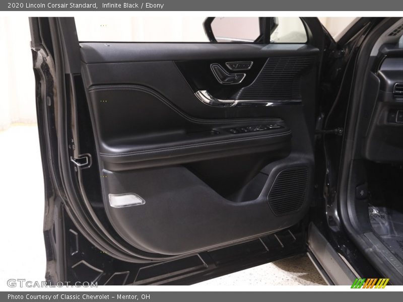 Infinite Black / Ebony 2020 Lincoln Corsair Standard