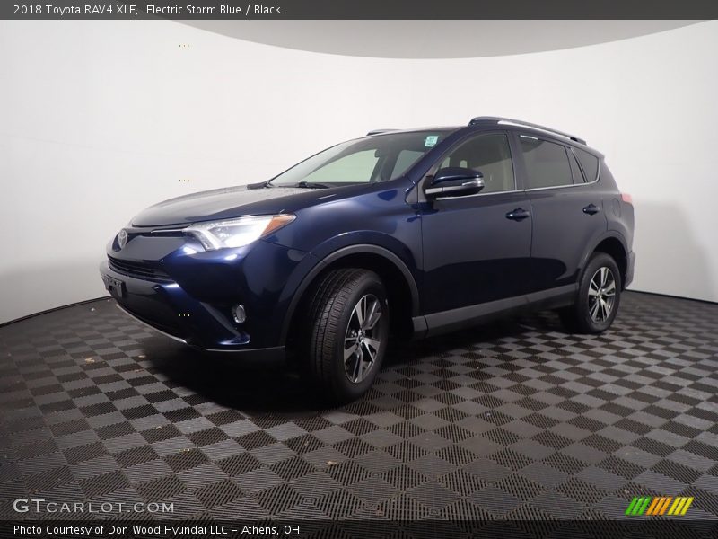 Electric Storm Blue / Black 2018 Toyota RAV4 XLE