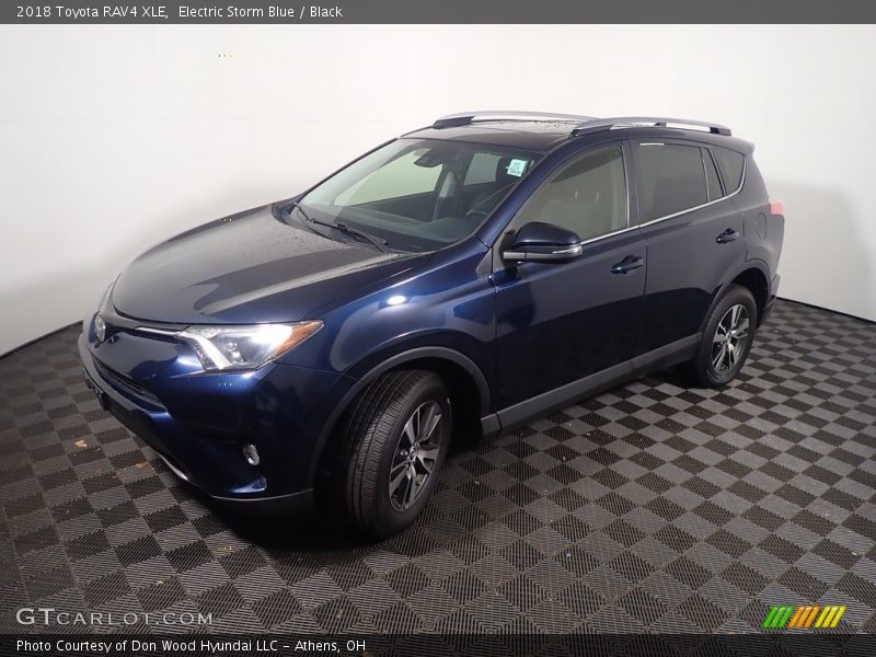 Electric Storm Blue / Black 2018 Toyota RAV4 XLE