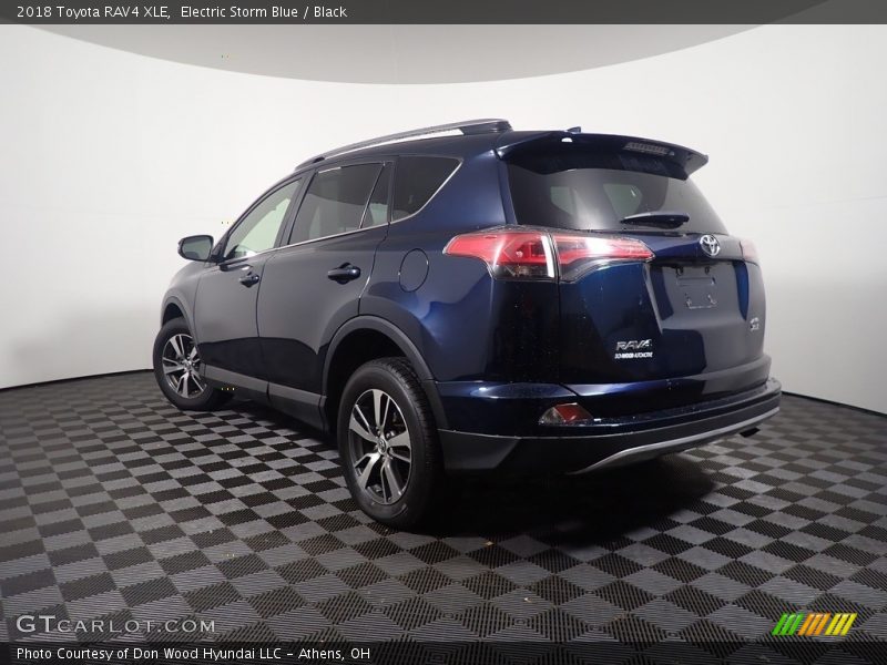 Electric Storm Blue / Black 2018 Toyota RAV4 XLE