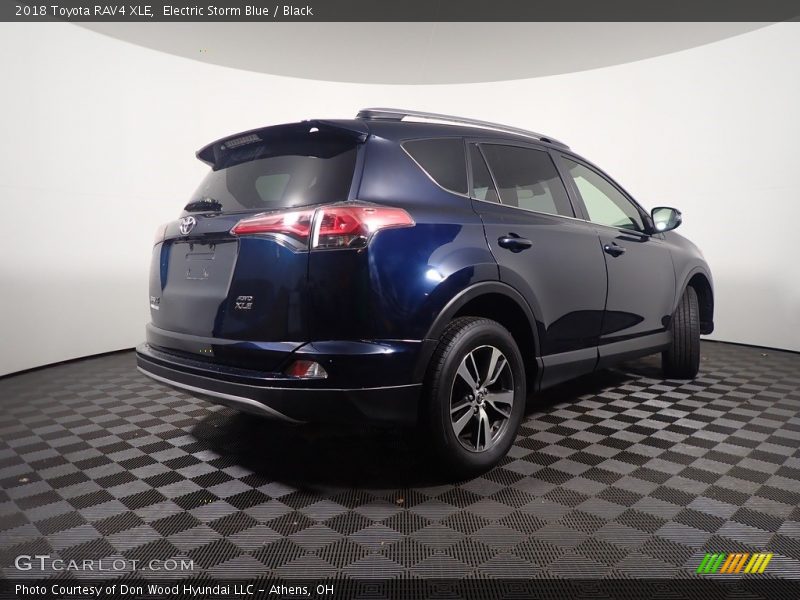 Electric Storm Blue / Black 2018 Toyota RAV4 XLE