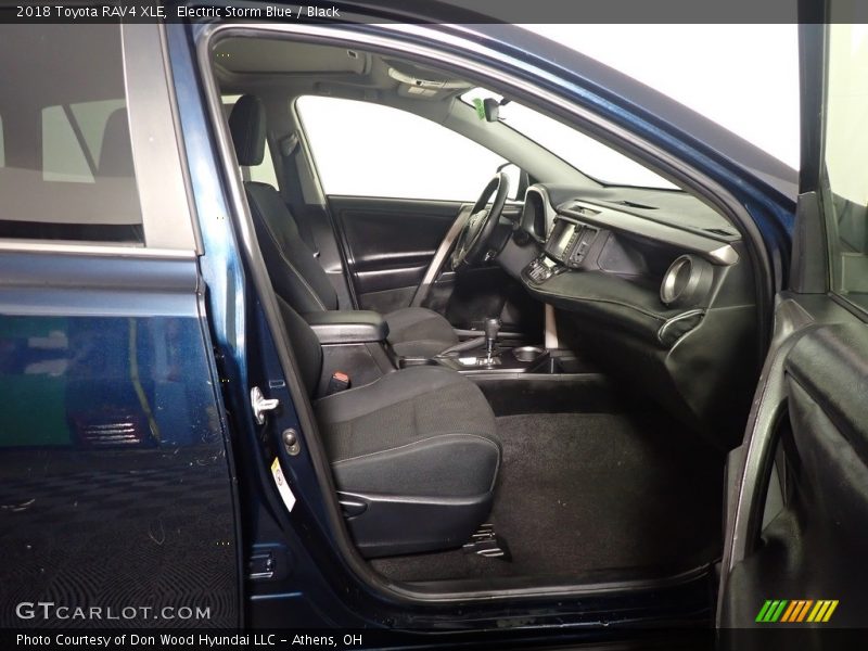 Electric Storm Blue / Black 2018 Toyota RAV4 XLE