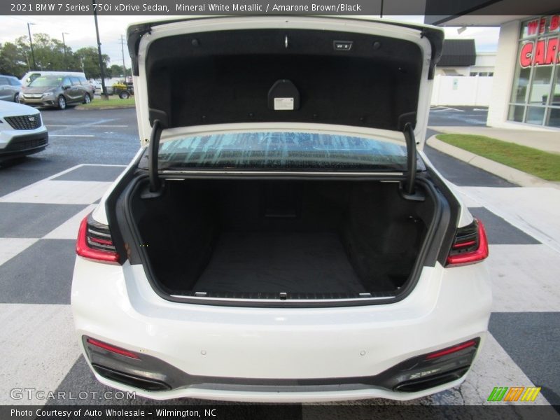 Mineral White Metallic / Amarone Brown/Black 2021 BMW 7 Series 750i xDrive Sedan