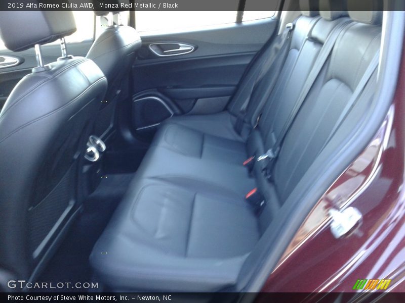 Monza Red Metallic / Black 2019 Alfa Romeo Giulia AWD