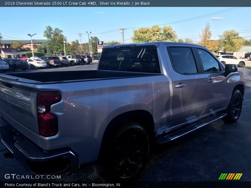 Silver Ice Metallic / Jet Black 2019 Chevrolet Silverado 1500 LT Crew Cab 4WD