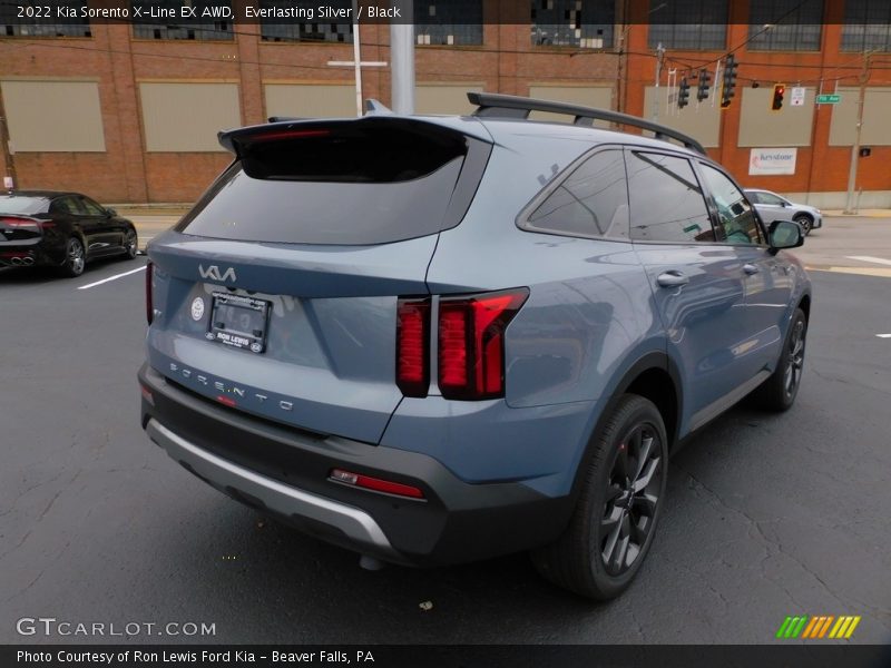Everlasting Silver / Black 2022 Kia Sorento X-Line EX AWD
