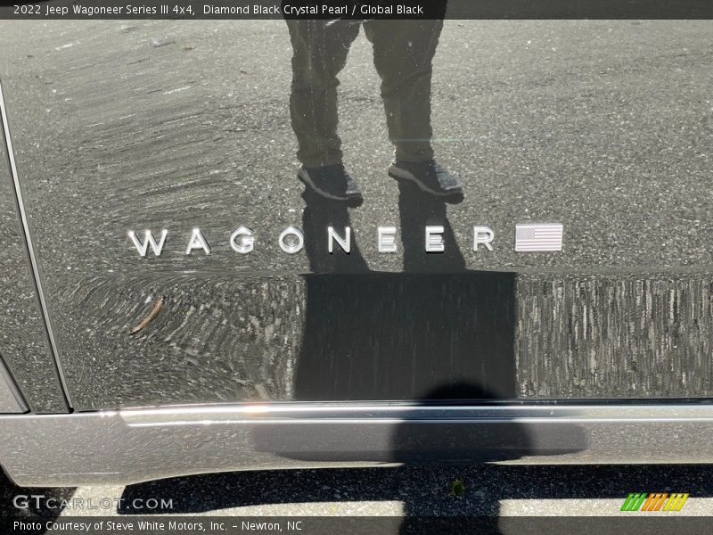 Diamond Black Crystal Pearl / Global Black 2022 Jeep Wagoneer Series III 4x4