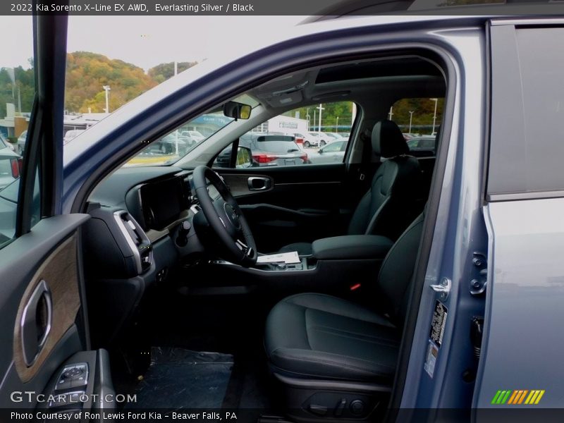Everlasting Silver / Black 2022 Kia Sorento X-Line EX AWD