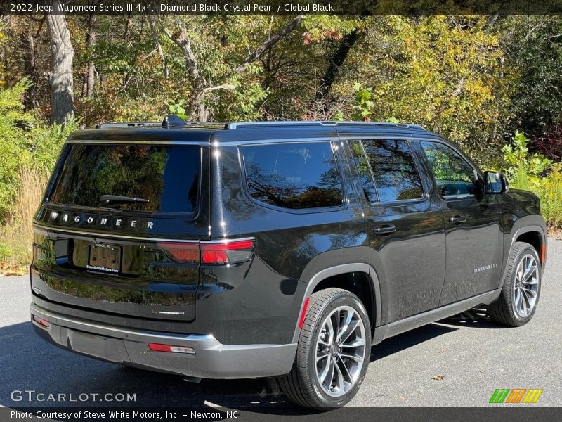 Diamond Black Crystal Pearl / Global Black 2022 Jeep Wagoneer Series III 4x4