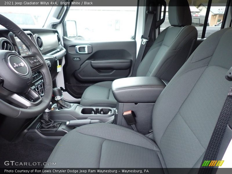 Bright White / Black 2021 Jeep Gladiator Willys 4x4