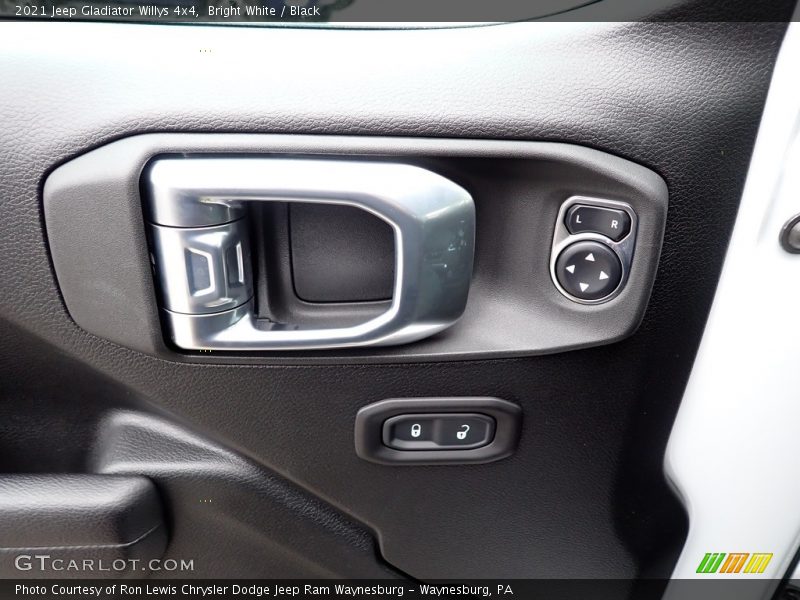 Bright White / Black 2021 Jeep Gladiator Willys 4x4