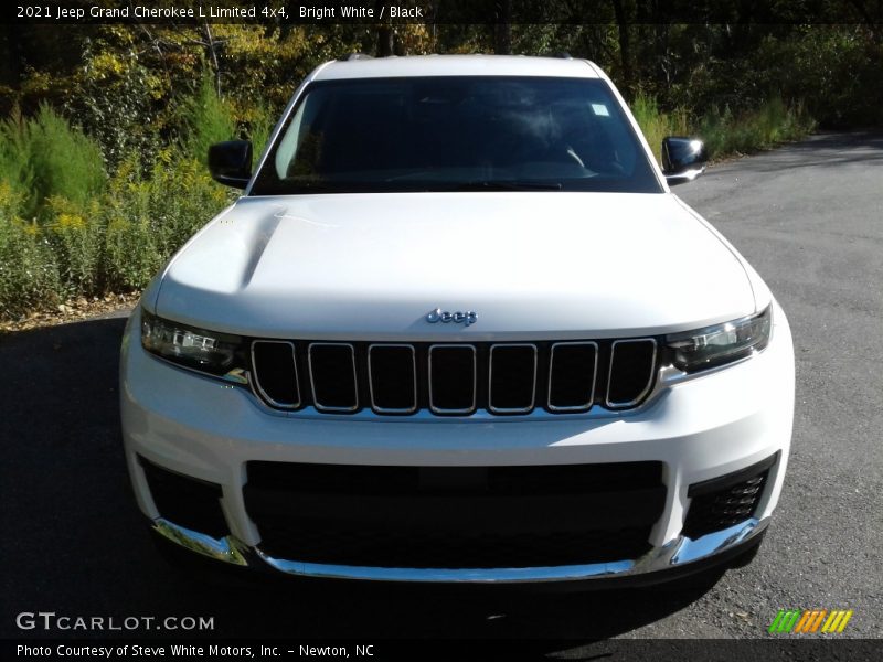 Bright White / Black 2021 Jeep Grand Cherokee L Limited 4x4