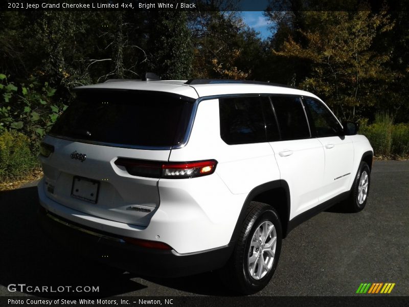 Bright White / Black 2021 Jeep Grand Cherokee L Limited 4x4