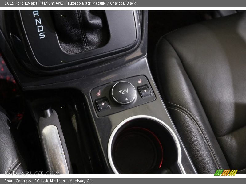 Tuxedo Black Metallic / Charcoal Black 2015 Ford Escape Titanium 4WD