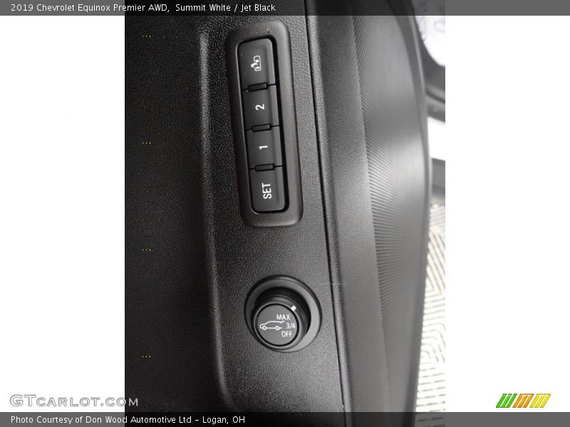 Summit White / Jet Black 2019 Chevrolet Equinox Premier AWD