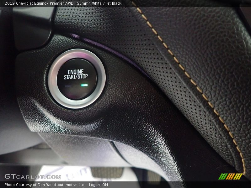 Summit White / Jet Black 2019 Chevrolet Equinox Premier AWD