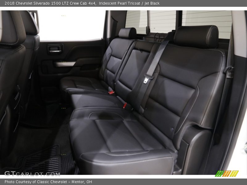 Iridescent Pearl Tricoat / Jet Black 2018 Chevrolet Silverado 1500 LTZ Crew Cab 4x4