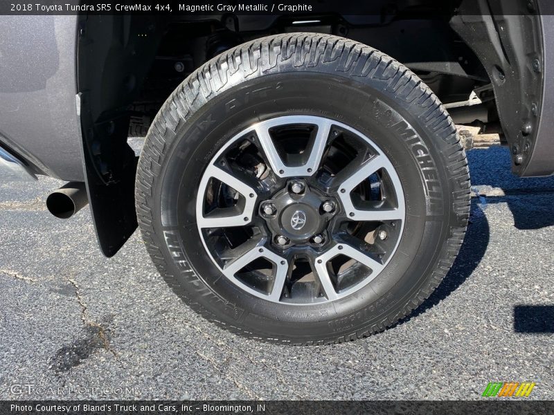 Magnetic Gray Metallic / Graphite 2018 Toyota Tundra SR5 CrewMax 4x4