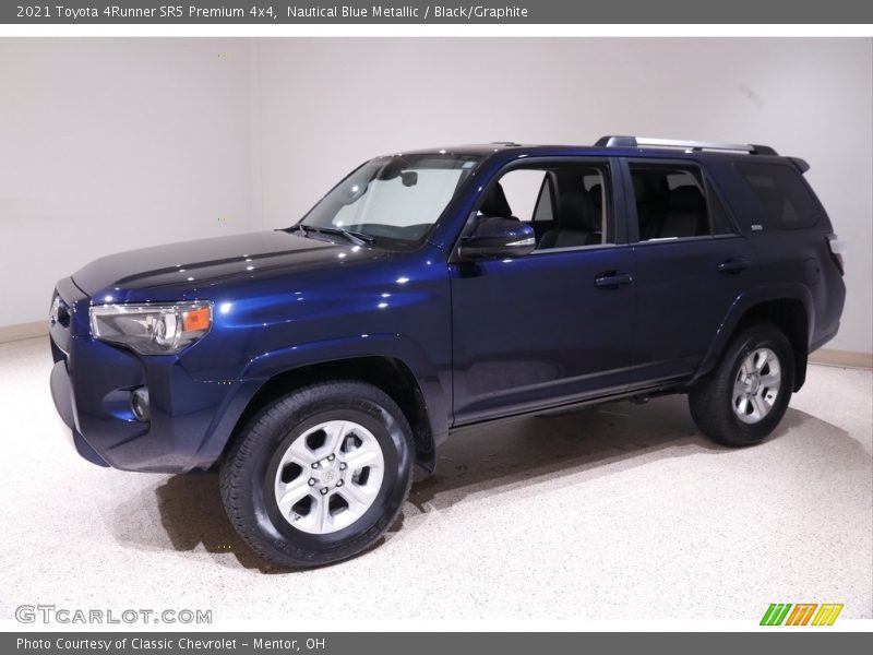 Front 3/4 View of 2021 4Runner SR5 Premium 4x4