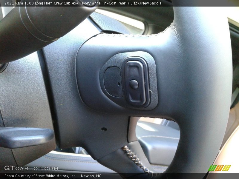 Ivory White Tri-Coat Pearl / Black/New Saddle 2021 Ram 1500 Long Horn Crew Cab 4x4