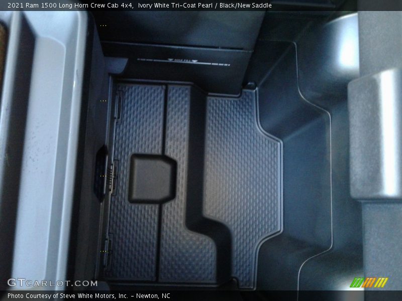 Ivory White Tri-Coat Pearl / Black/New Saddle 2021 Ram 1500 Long Horn Crew Cab 4x4