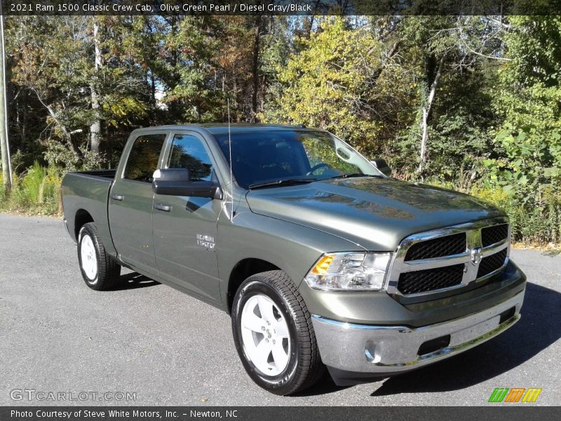 Front 3/4 View of 2021 1500 Classic Crew Cab