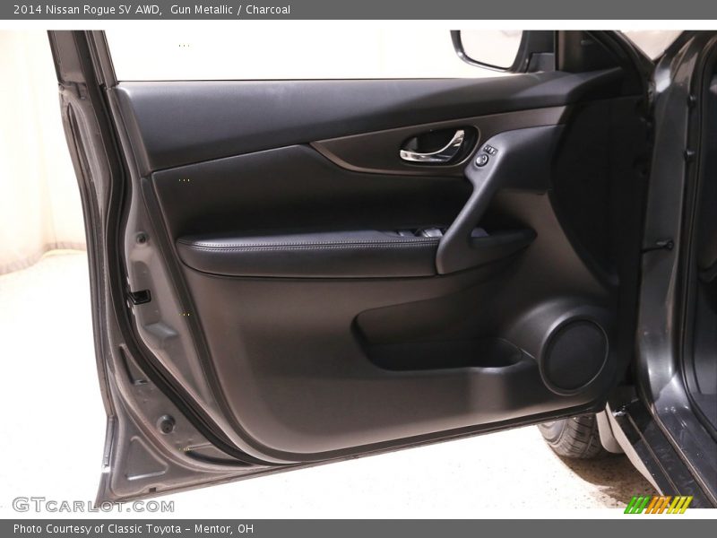 Gun Metallic / Charcoal 2014 Nissan Rogue SV AWD