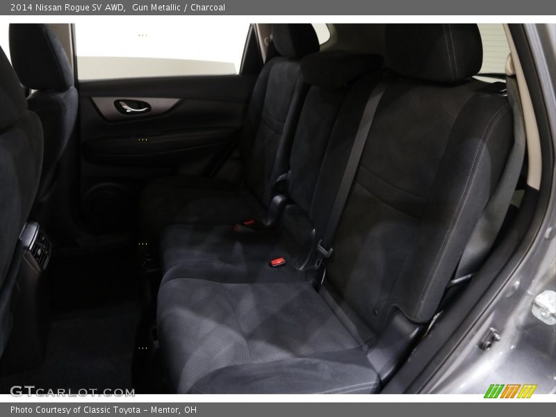 Gun Metallic / Charcoal 2014 Nissan Rogue SV AWD