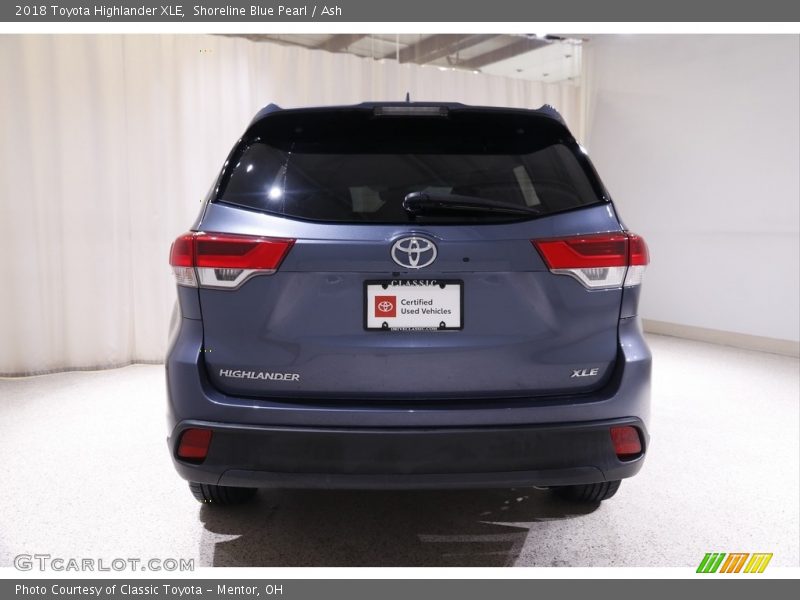 Shoreline Blue Pearl / Ash 2018 Toyota Highlander XLE