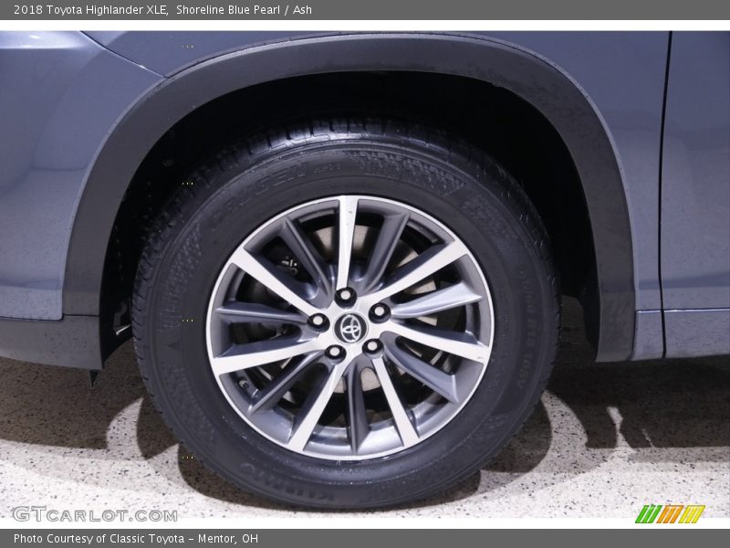 Shoreline Blue Pearl / Ash 2018 Toyota Highlander XLE