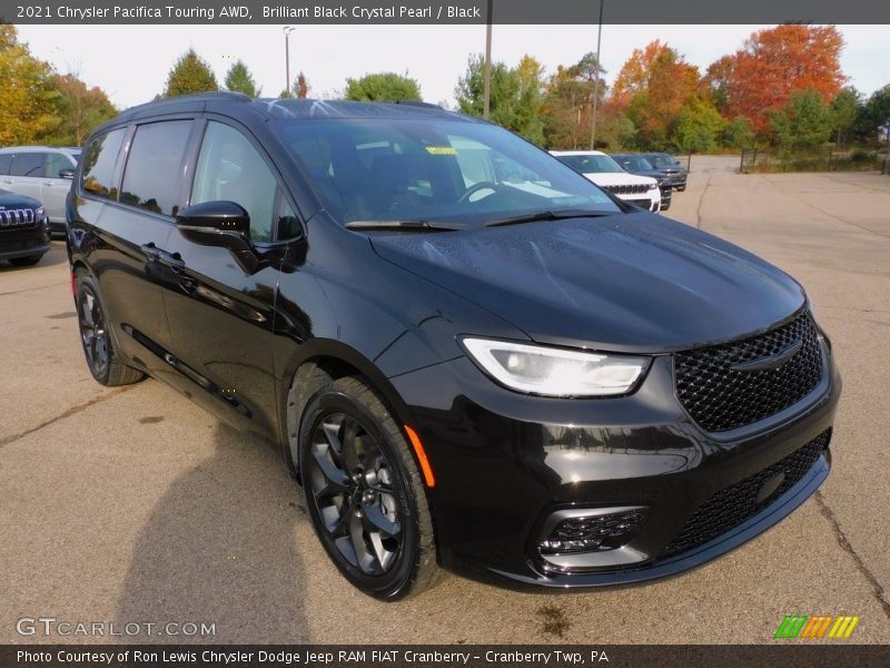 Front 3/4 View of 2021 Pacifica Touring AWD