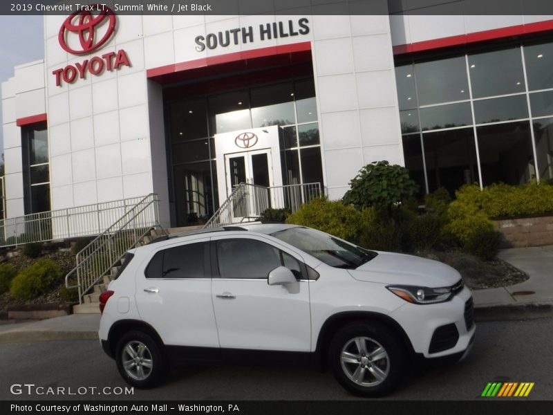 Summit White / Jet Black 2019 Chevrolet Trax LT